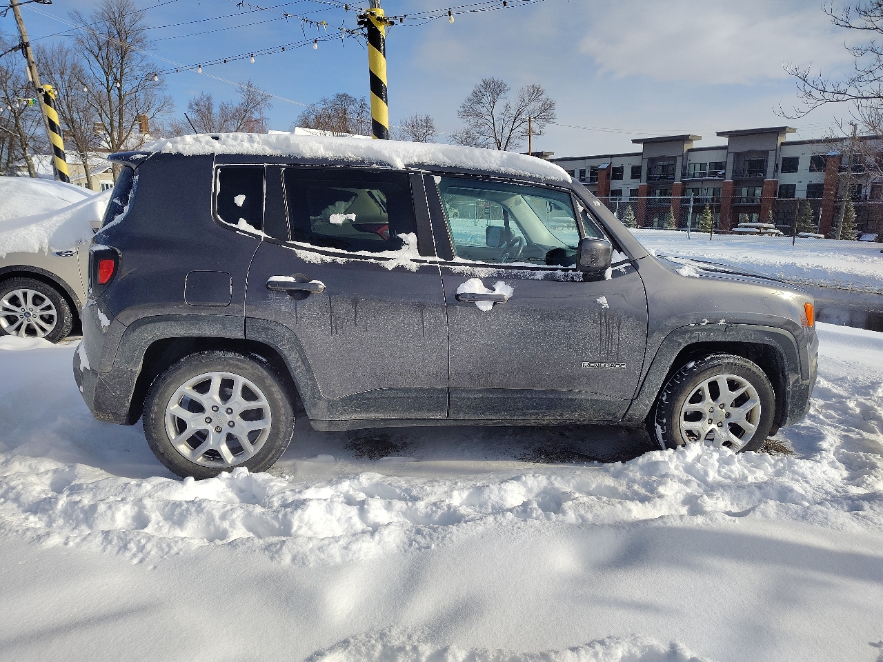 Jeep Renegade FWD 4dr Latitude 2016