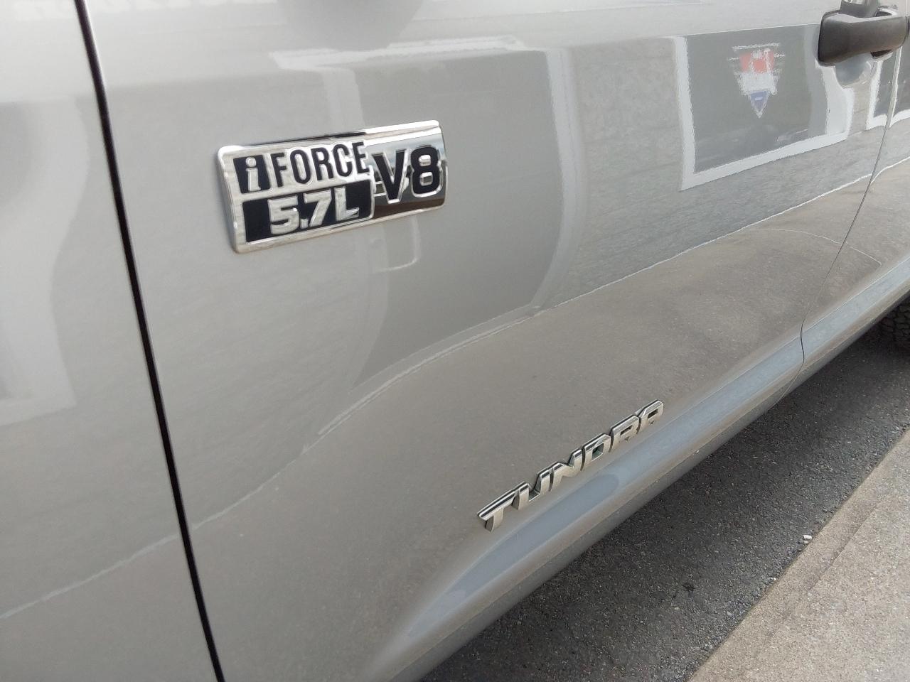 Toyota Tundra 4WD Truck CrewMax 5.7L FFV V8 6-Spd AT TRD Pro (Natl) 2016