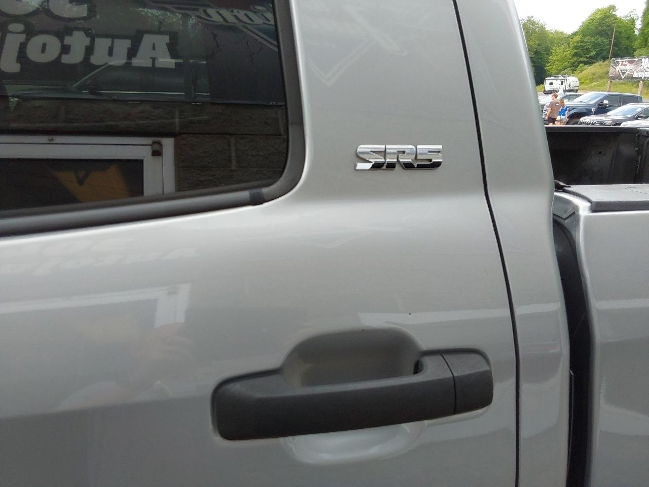 Toyota Tundra 4WD Truck CrewMax 5.7L FFV V8 6-Spd AT TRD Pro (Natl) 2016