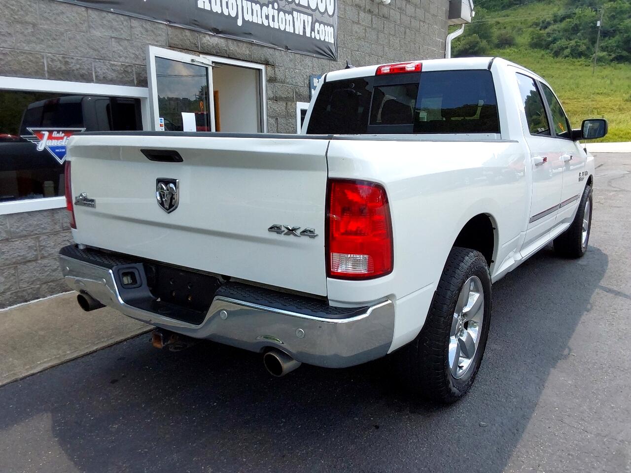 2017 Ram 1500 Big Horn photo 3