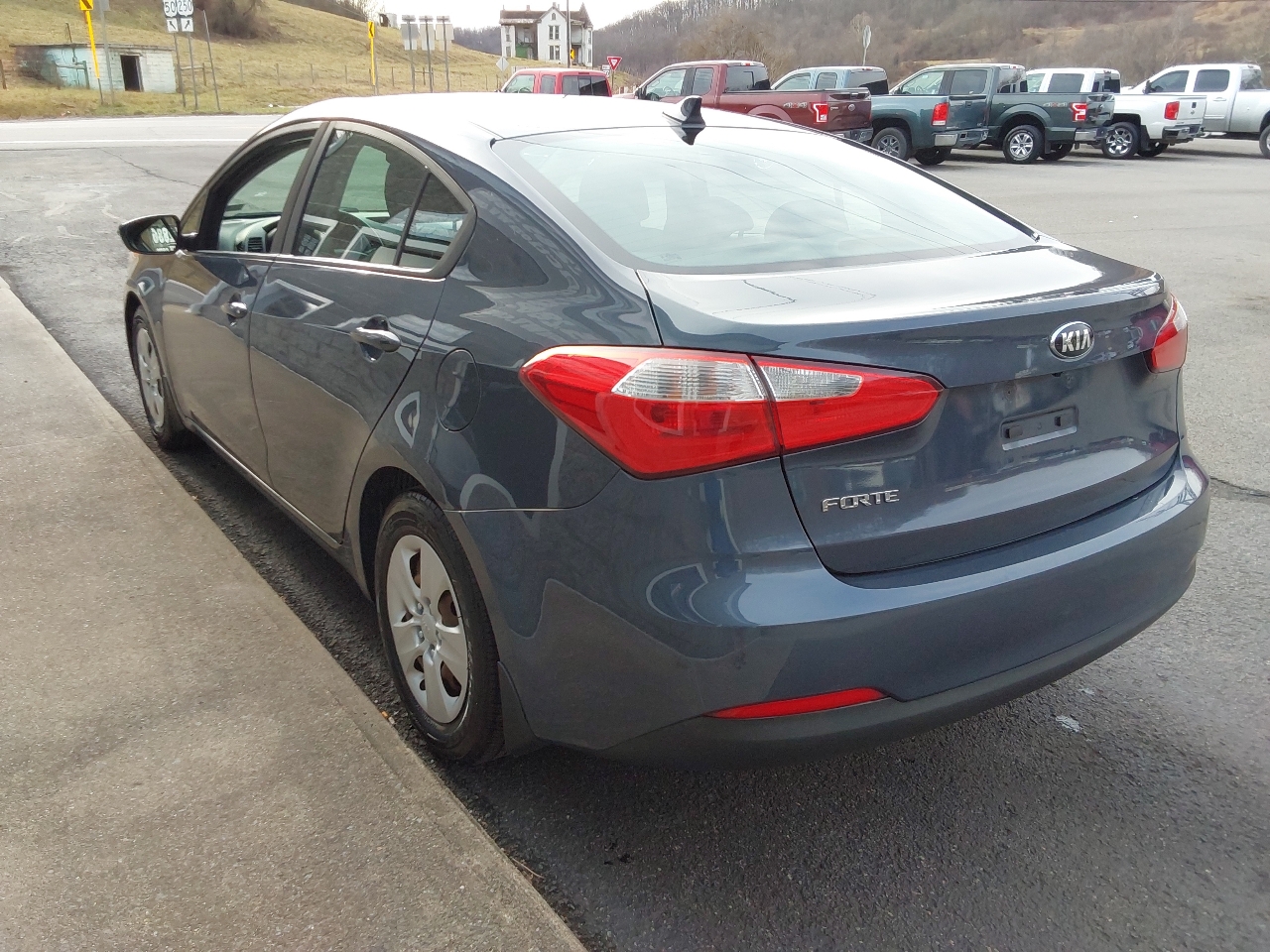 Kia Forte 4dr Sdn Auto LX 2016