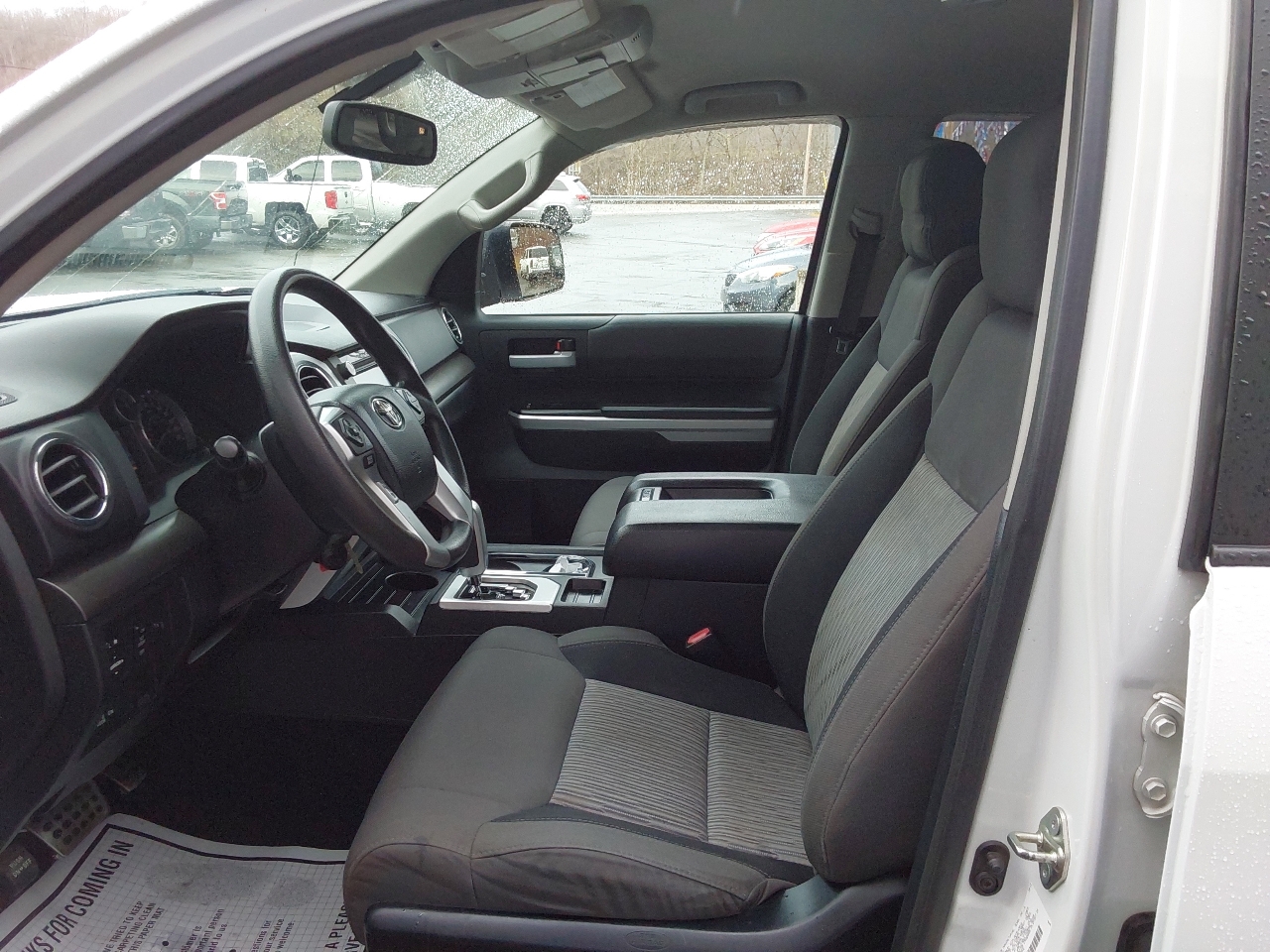 Toyota Tundra 4WD Truck Double Cab 5.7L V8 6-Spd AT SR5 (Natl) 2014