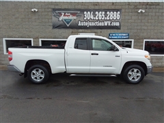 2014 Toyota Tundra 4WD Truck 