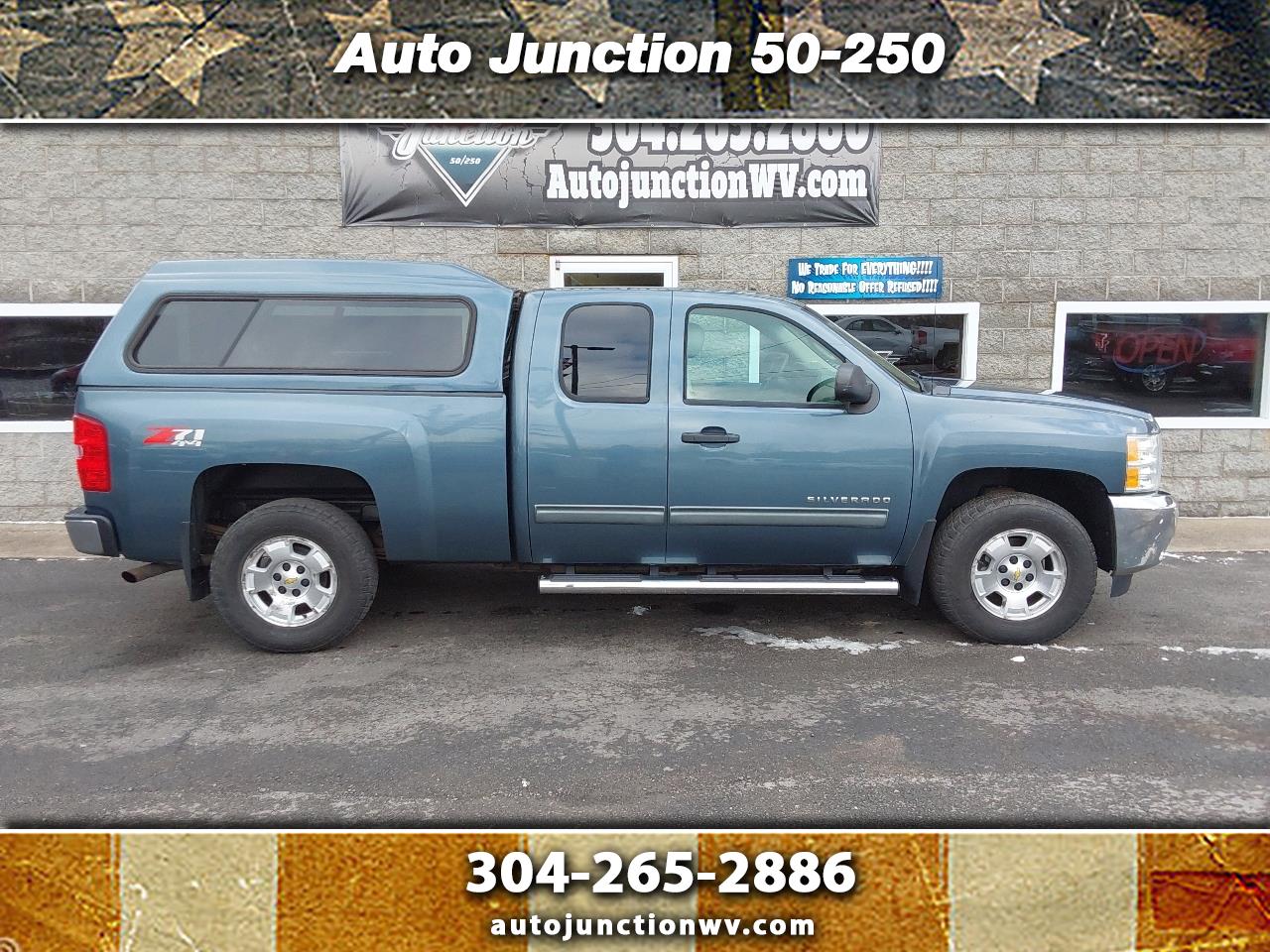 Chevrolet Silverado 1500 4WD Ext Cab 143.5" LT 2013