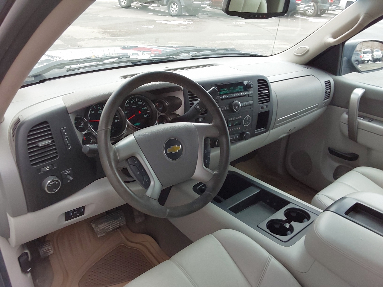 Chevrolet Silverado 1500 4WD Ext Cab 143.5" LT 2013