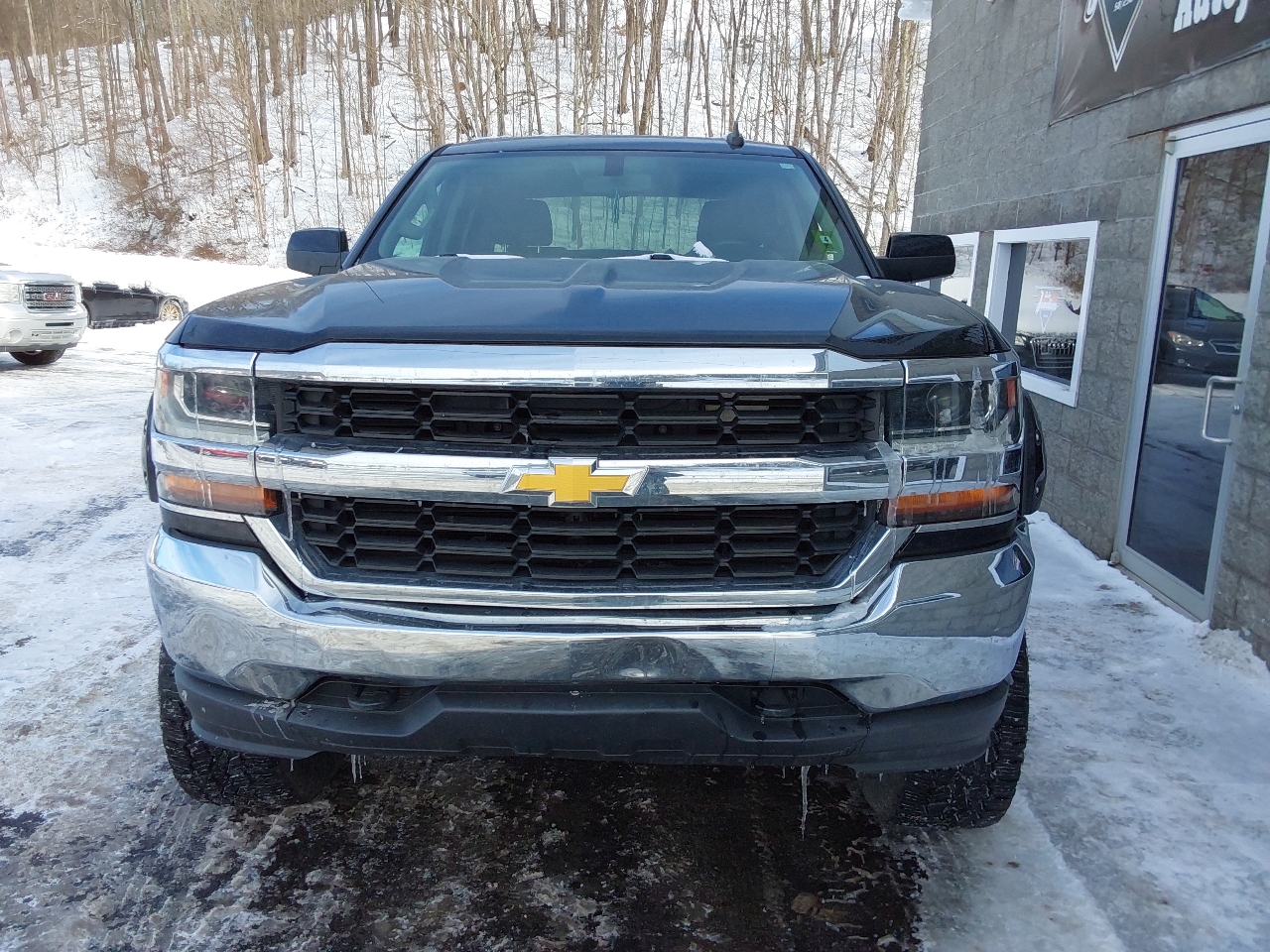 Chevrolet Silverado 1500 4WD Crew Cab 143.5" LT w/1LT 2018