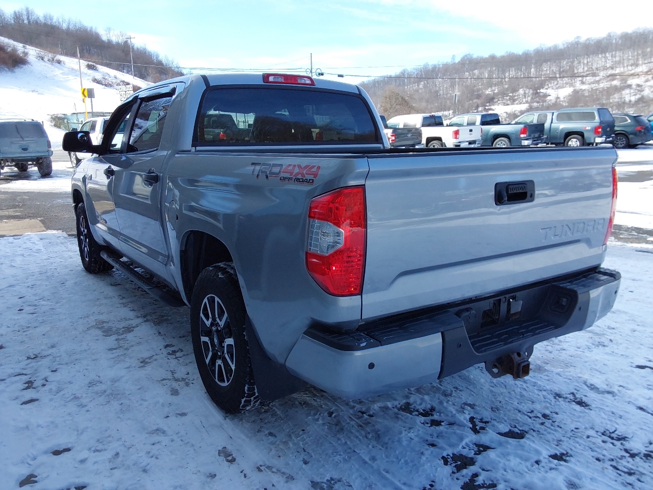 Toyota Tundra 4WD 1794 Edition CrewMax 5.5' Bed 5.7L (Natl) 2018