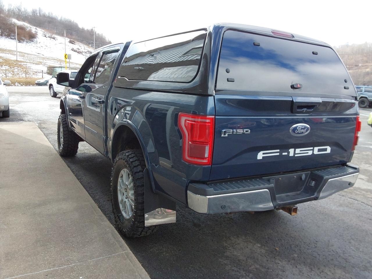 Ford F-150 4WD SuperCrew 145" Lariat 2016