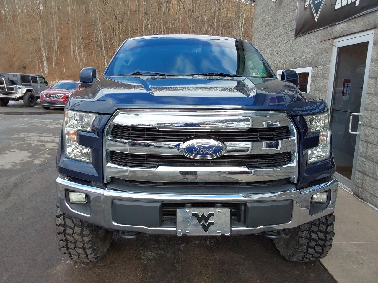 Ford F-150 4WD SuperCrew 145" Lariat 2016