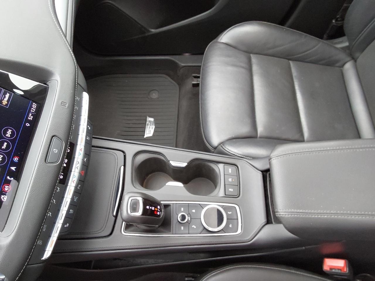 Cadillac XT4 AWD 4dr Premium Luxury 2019