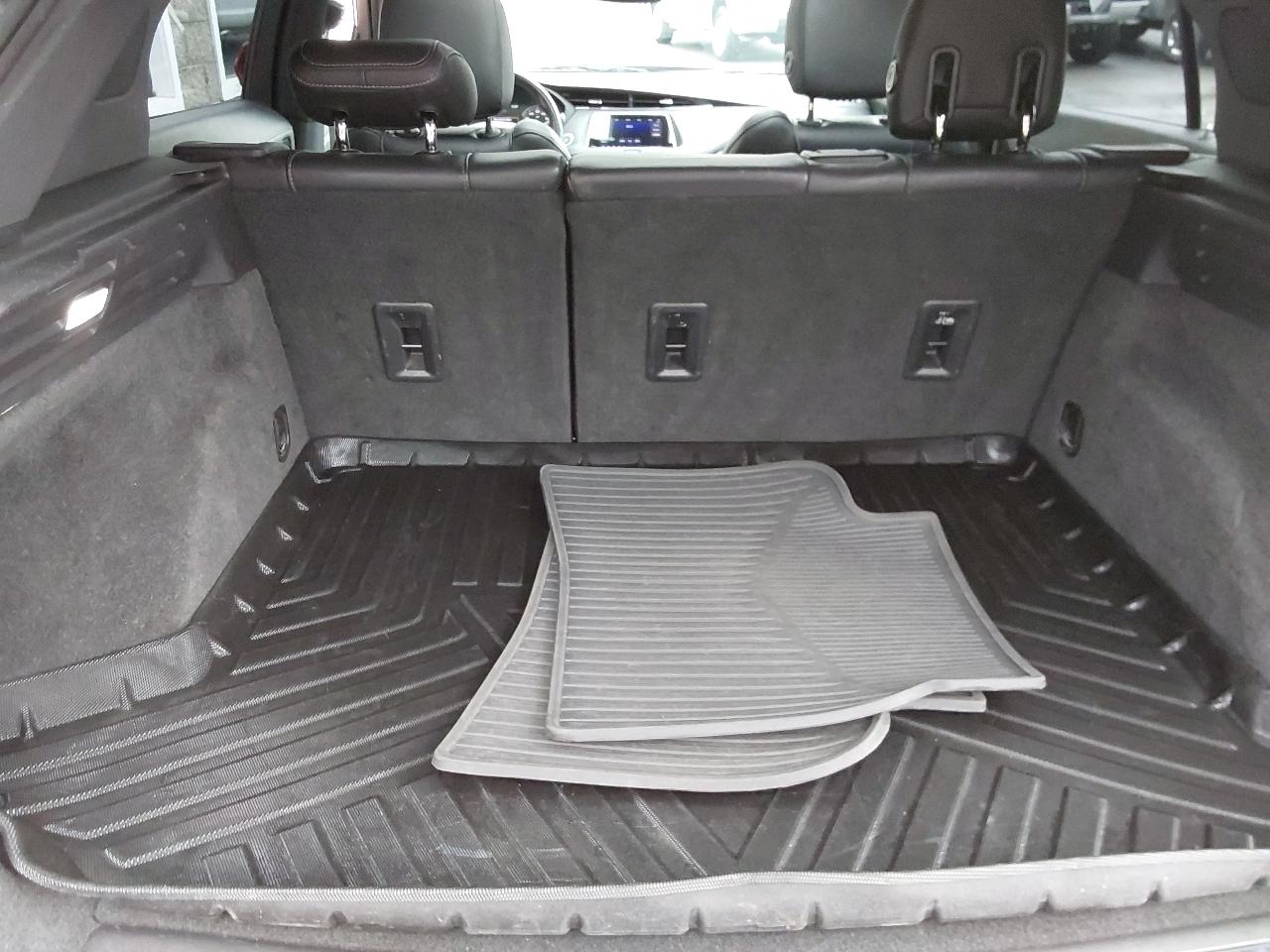 Cadillac XT4 AWD 4dr Premium Luxury 2019