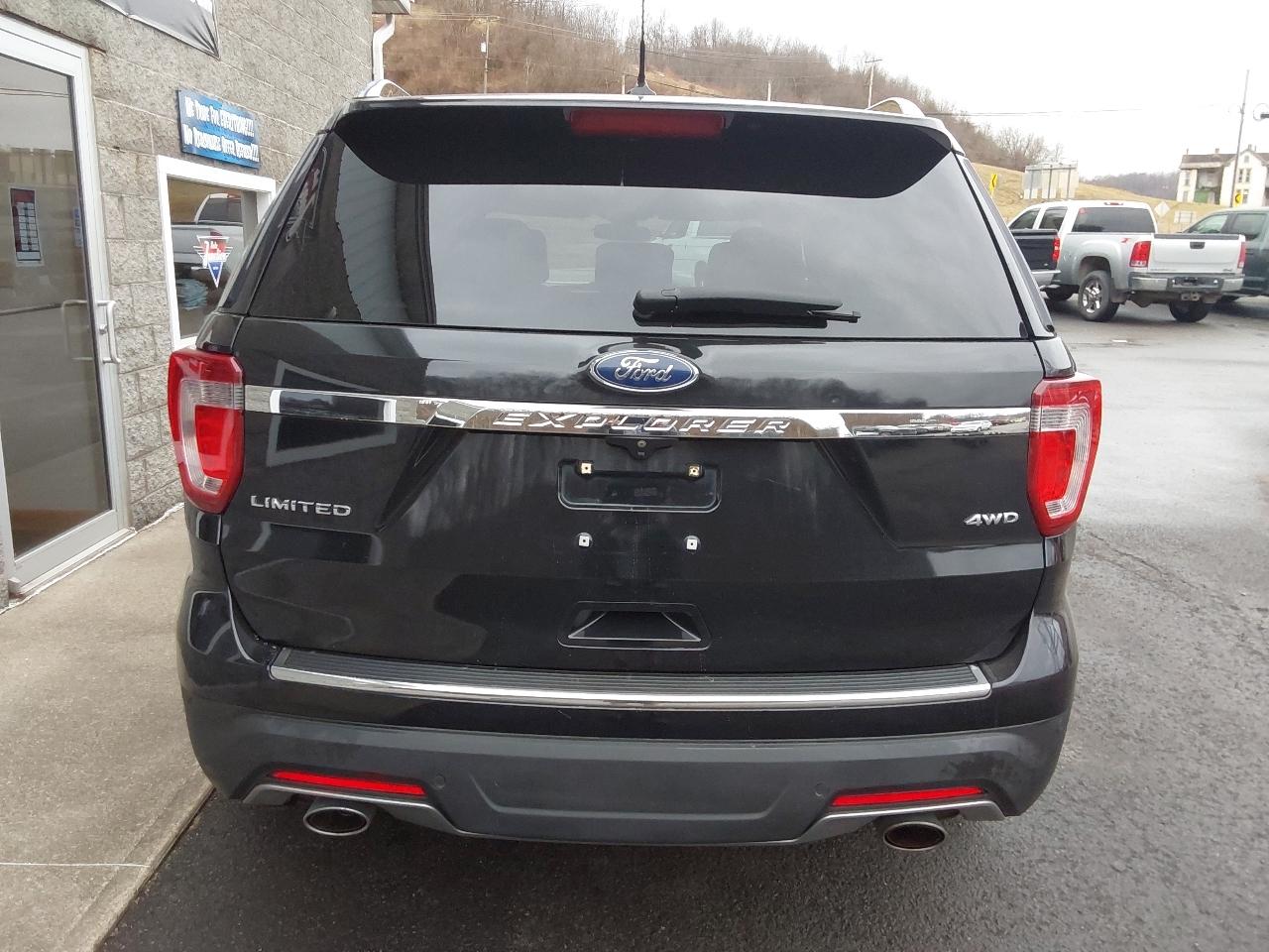 Ford Explorer Limited 4WD 2018
