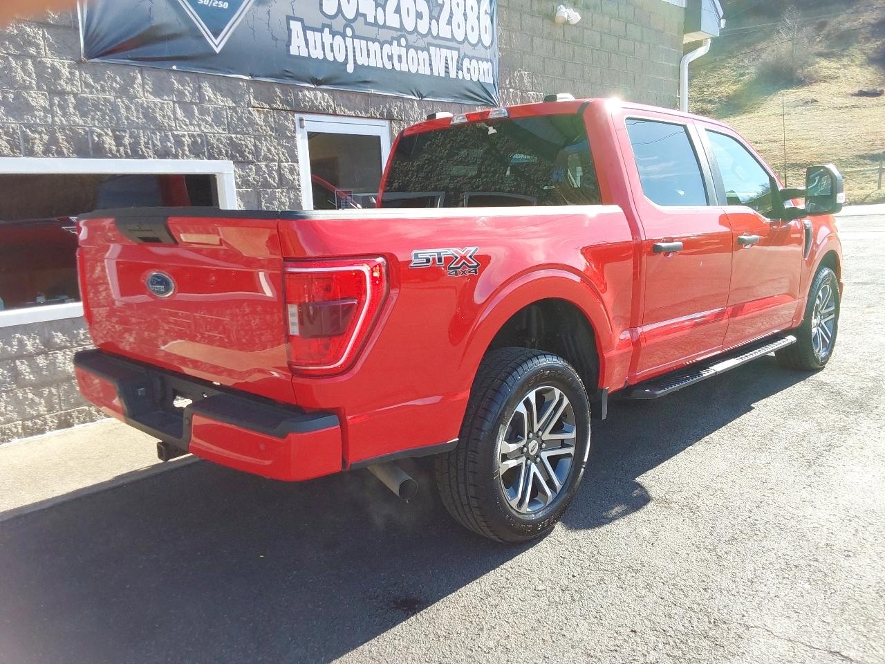 Ford F-150 FX4 SuperCrew 5.5-ft. Bed 4WD 2021