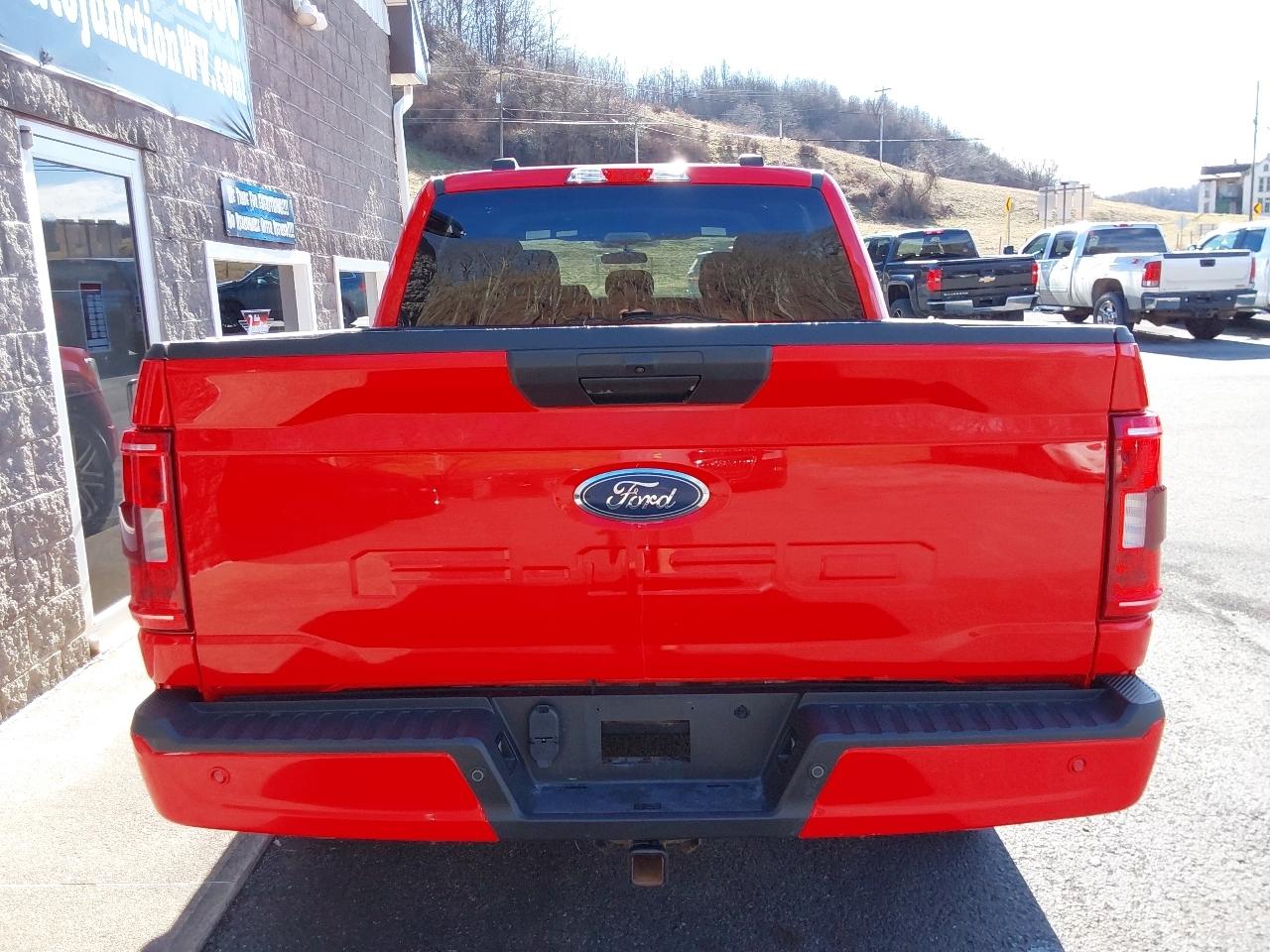 Ford F-150 FX4 SuperCrew 5.5-ft. Bed 4WD 2021