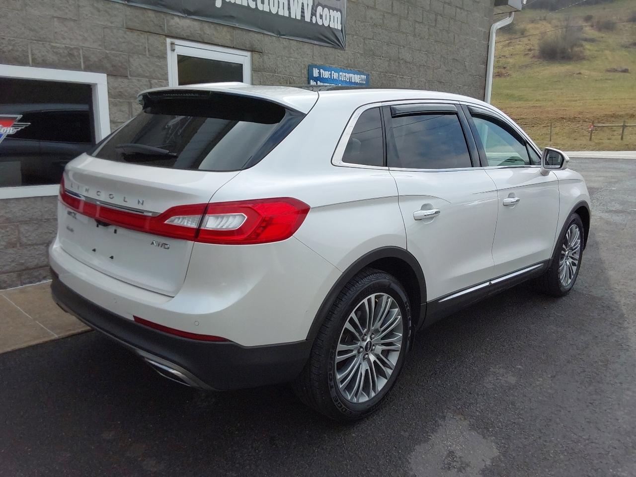 Lincoln MKX AWD 4dr Reserve 2016