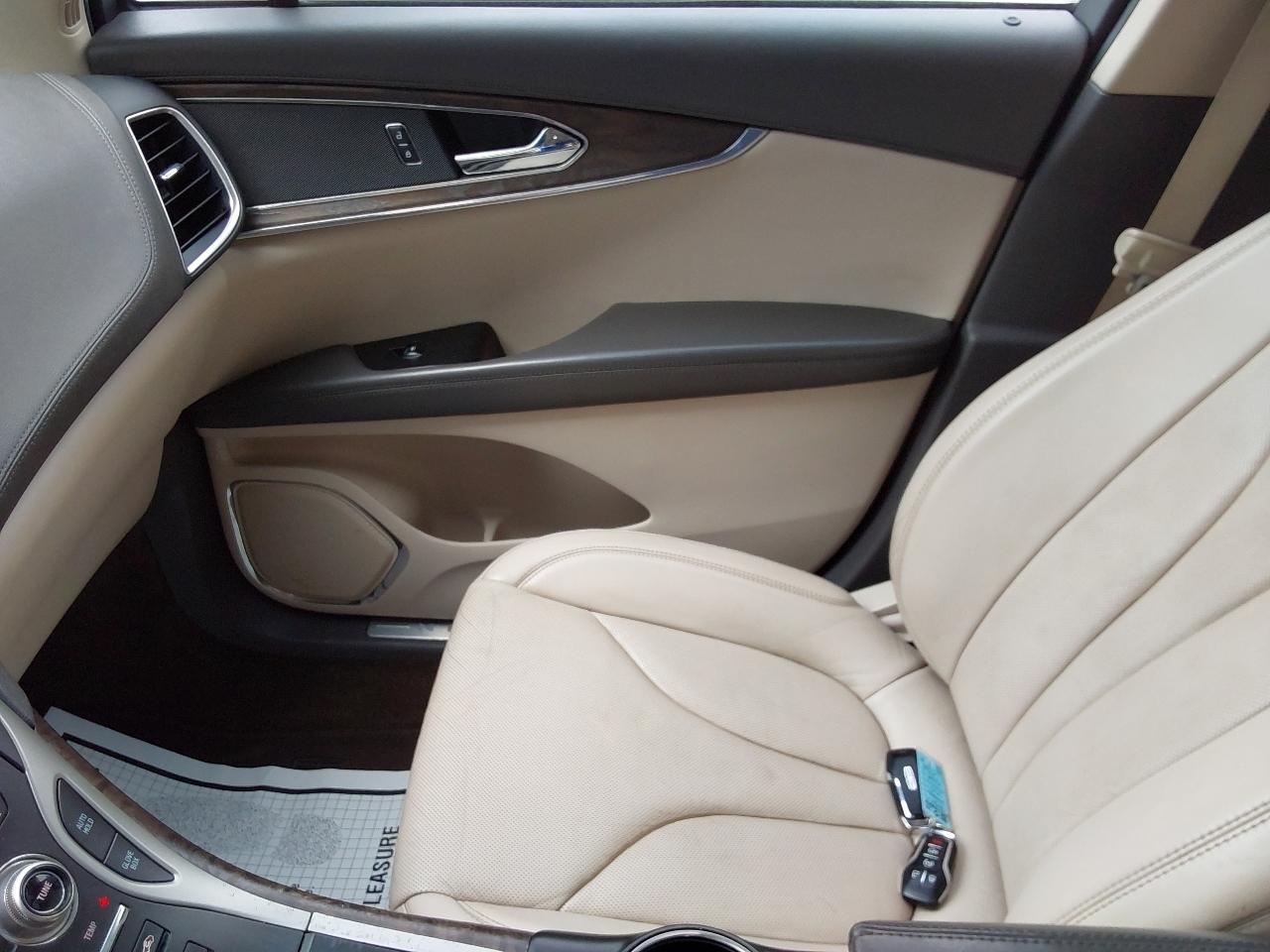 Lincoln MKX AWD 4dr Reserve 2016