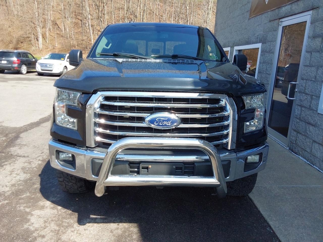 Ford F-150 4WD SuperCrew 145" XLT 2016