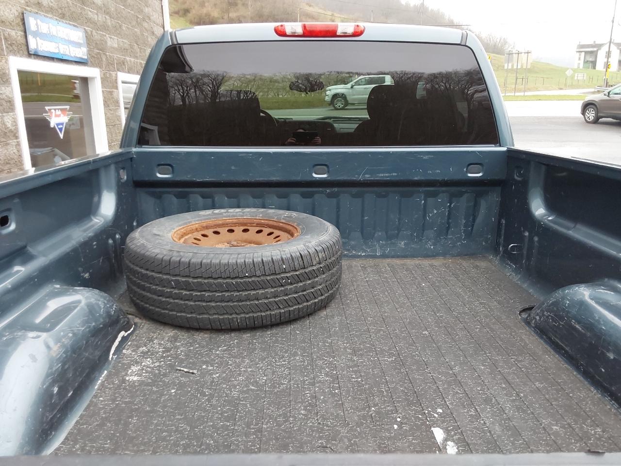 GMC Sierra 1500 4WD Ext Cab 143.5" SLE 2013