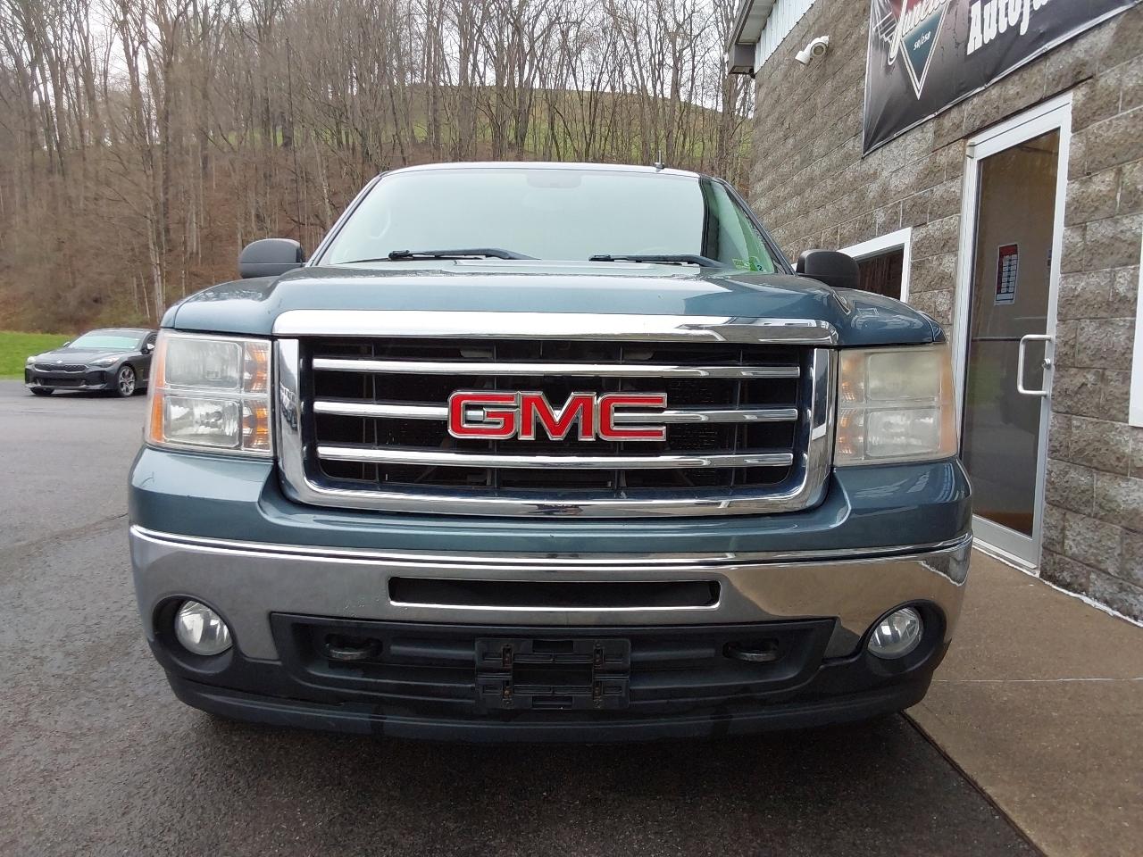 GMC Sierra 1500 4WD Ext Cab 143.5" SLE 2013