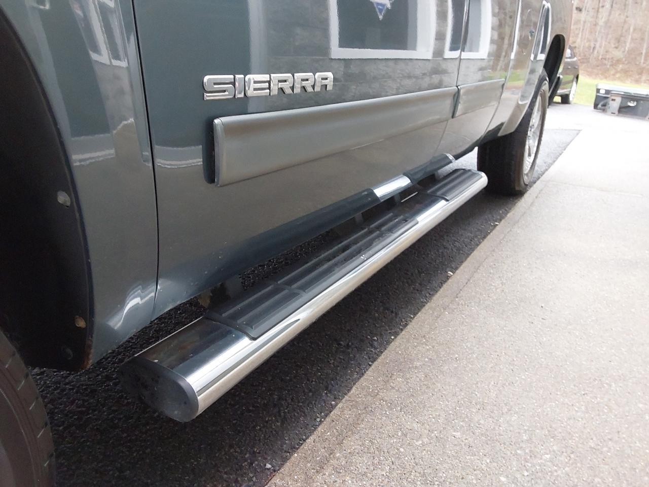 GMC Sierra 1500 4WD Ext Cab 143.5" SLE 2013
