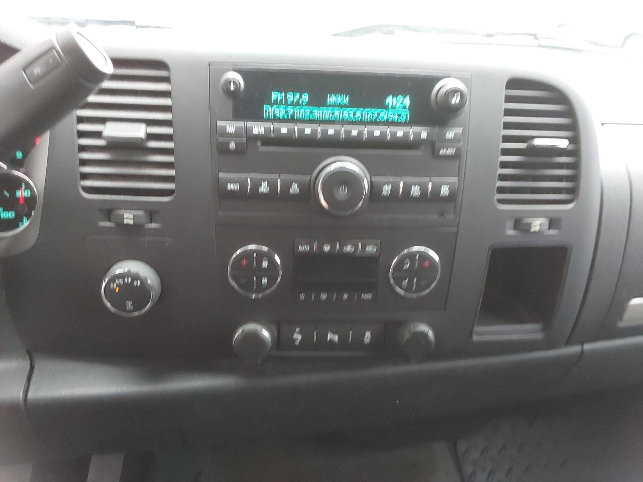 GMC Sierra 1500 4WD Ext Cab 143.5" SLE 2013