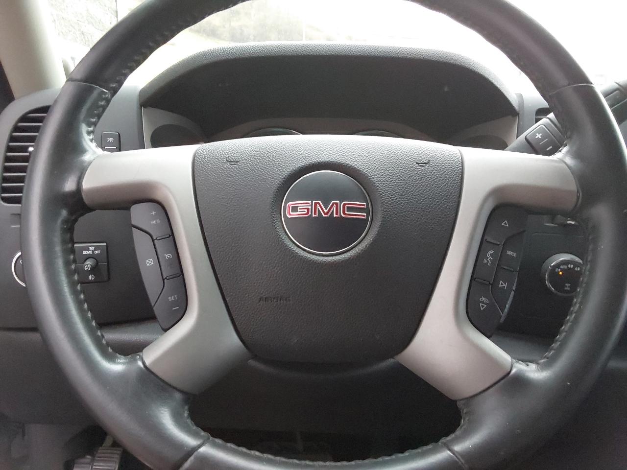 GMC Sierra 1500 4WD Ext Cab 143.5" SLE 2013