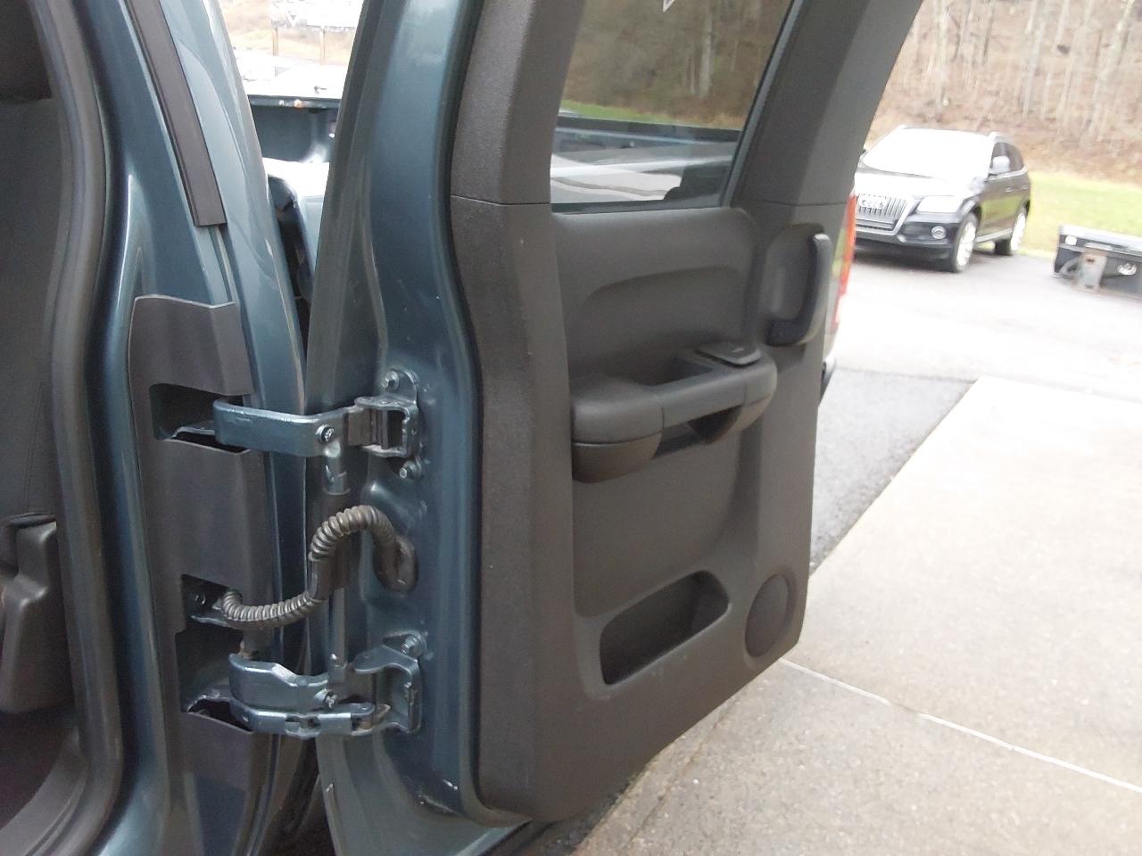 GMC Sierra 1500 4WD Ext Cab 143.5" SLE 2013