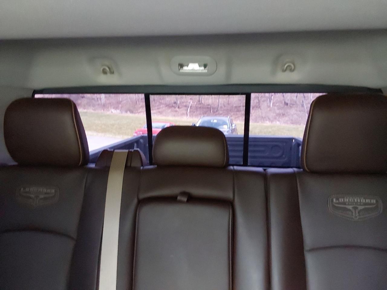 RAM 3500 4WD Mega Cab 160.5" Longhorn 2016