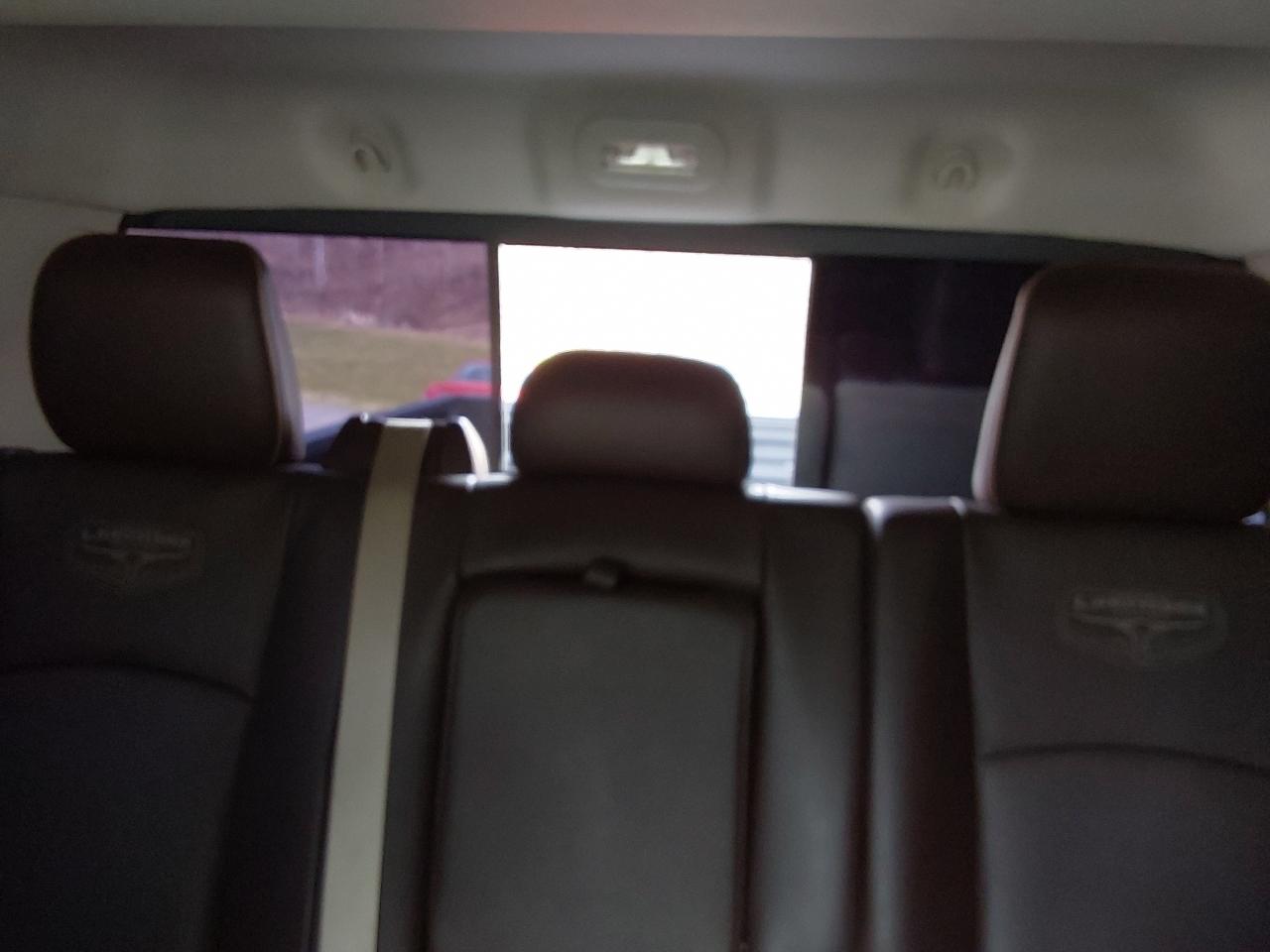 RAM 3500 4WD Mega Cab 160.5" Longhorn 2016