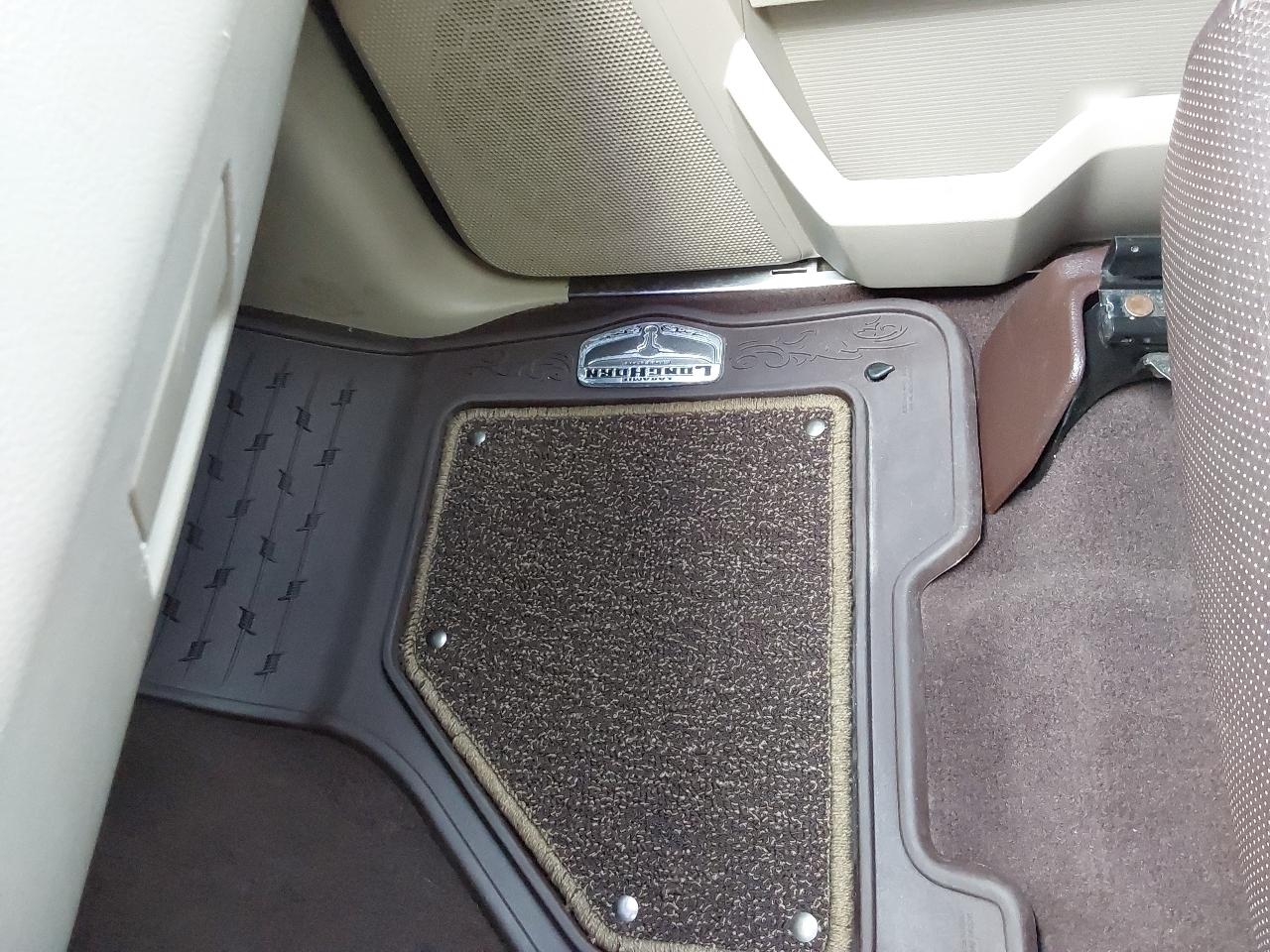 RAM 3500 4WD Mega Cab 160.5" Longhorn 2016