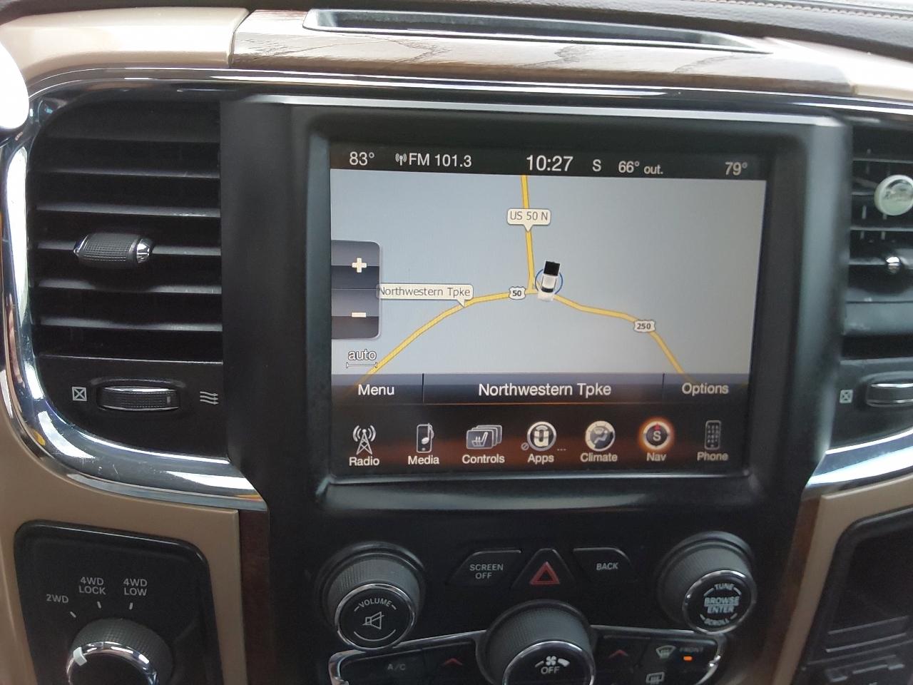 RAM 3500 4WD Mega Cab 160.5" Longhorn 2016