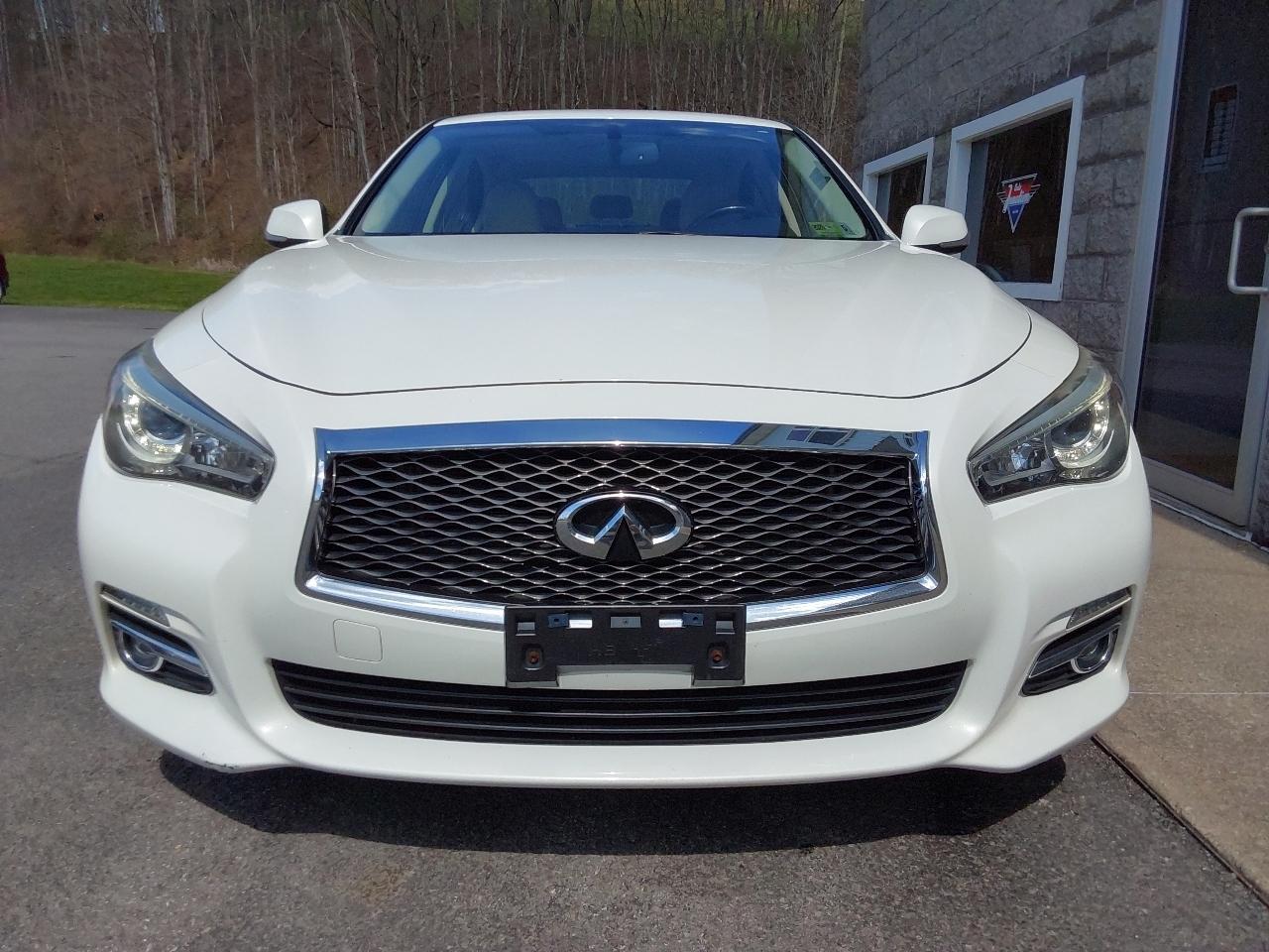 Infiniti Q50 4dr Sdn Premium AWD 2015
