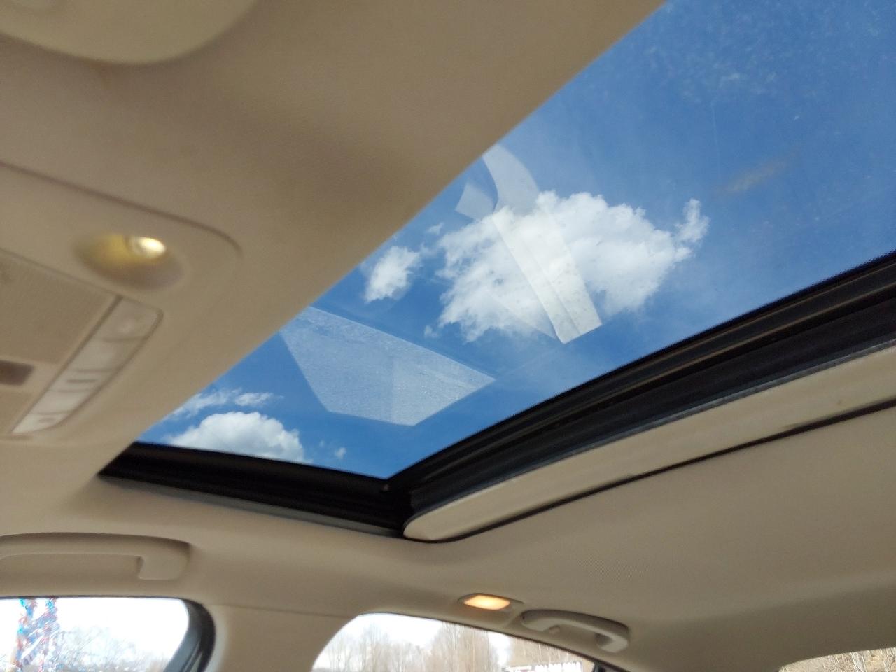 Infiniti Q50 4dr Sdn Premium AWD 2015