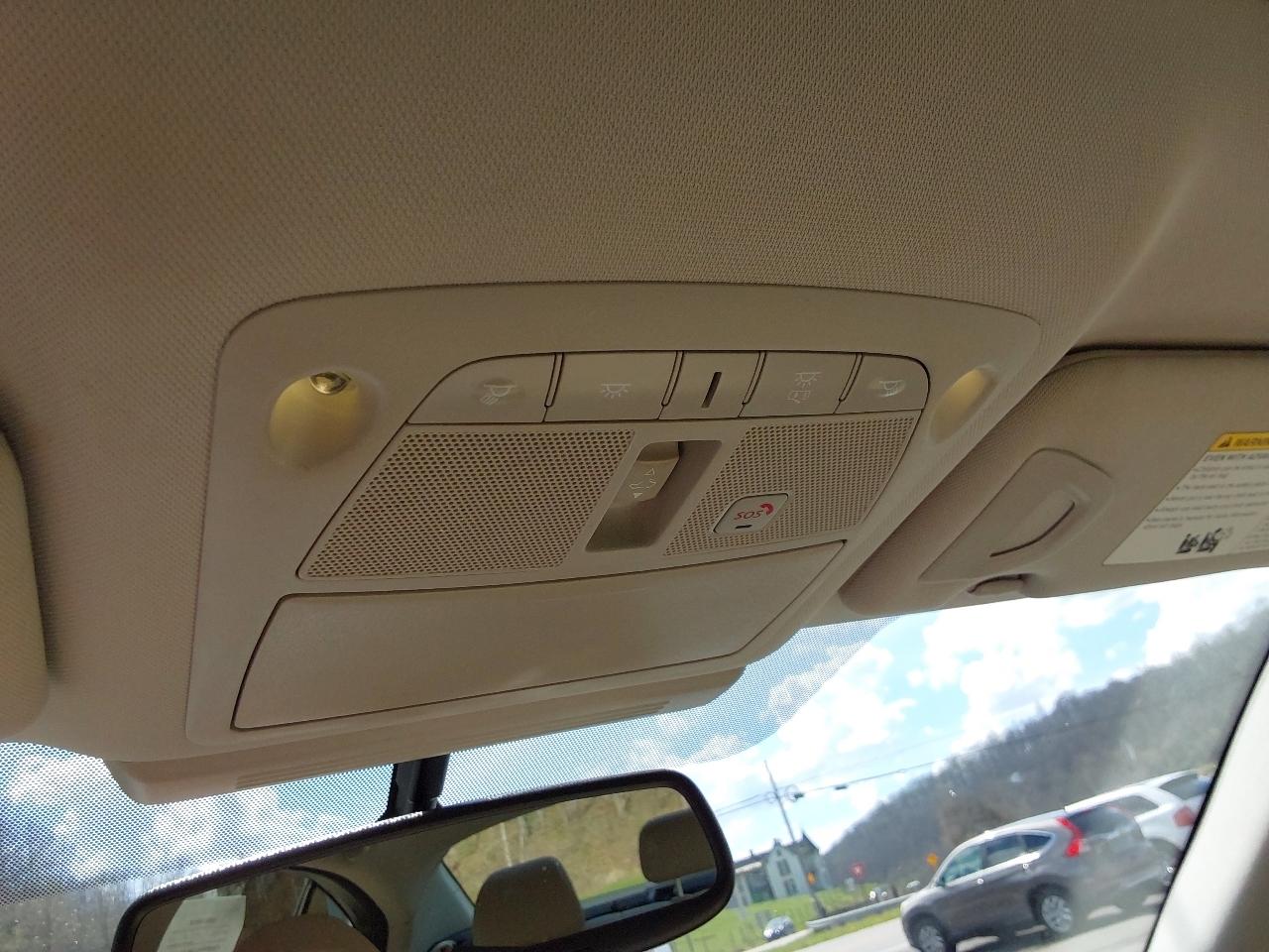 Infiniti Q50 4dr Sdn Premium AWD 2015