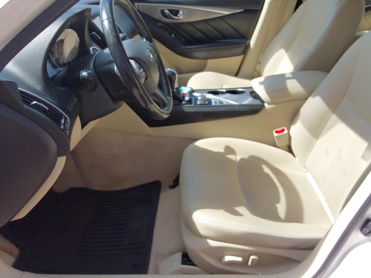 Infiniti Q50 4dr Sdn Premium AWD 2015