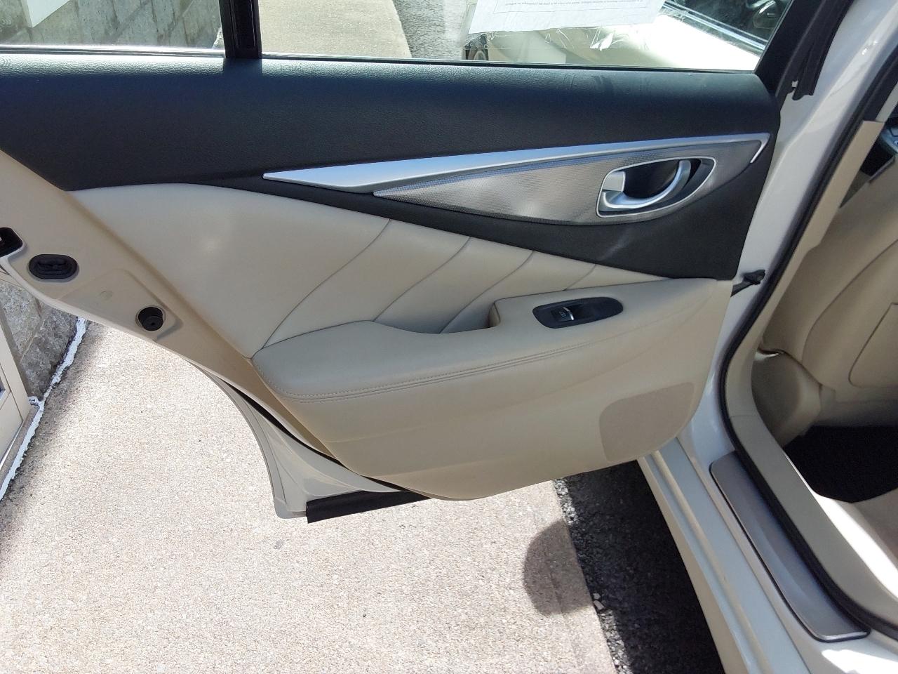 Infiniti Q50 4dr Sdn Premium AWD 2015