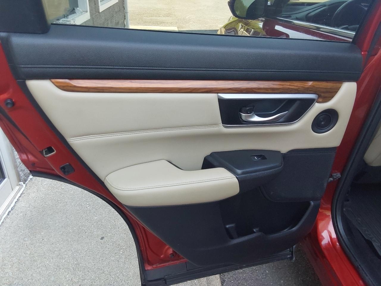 Honda CR-V Touring AWD 2017