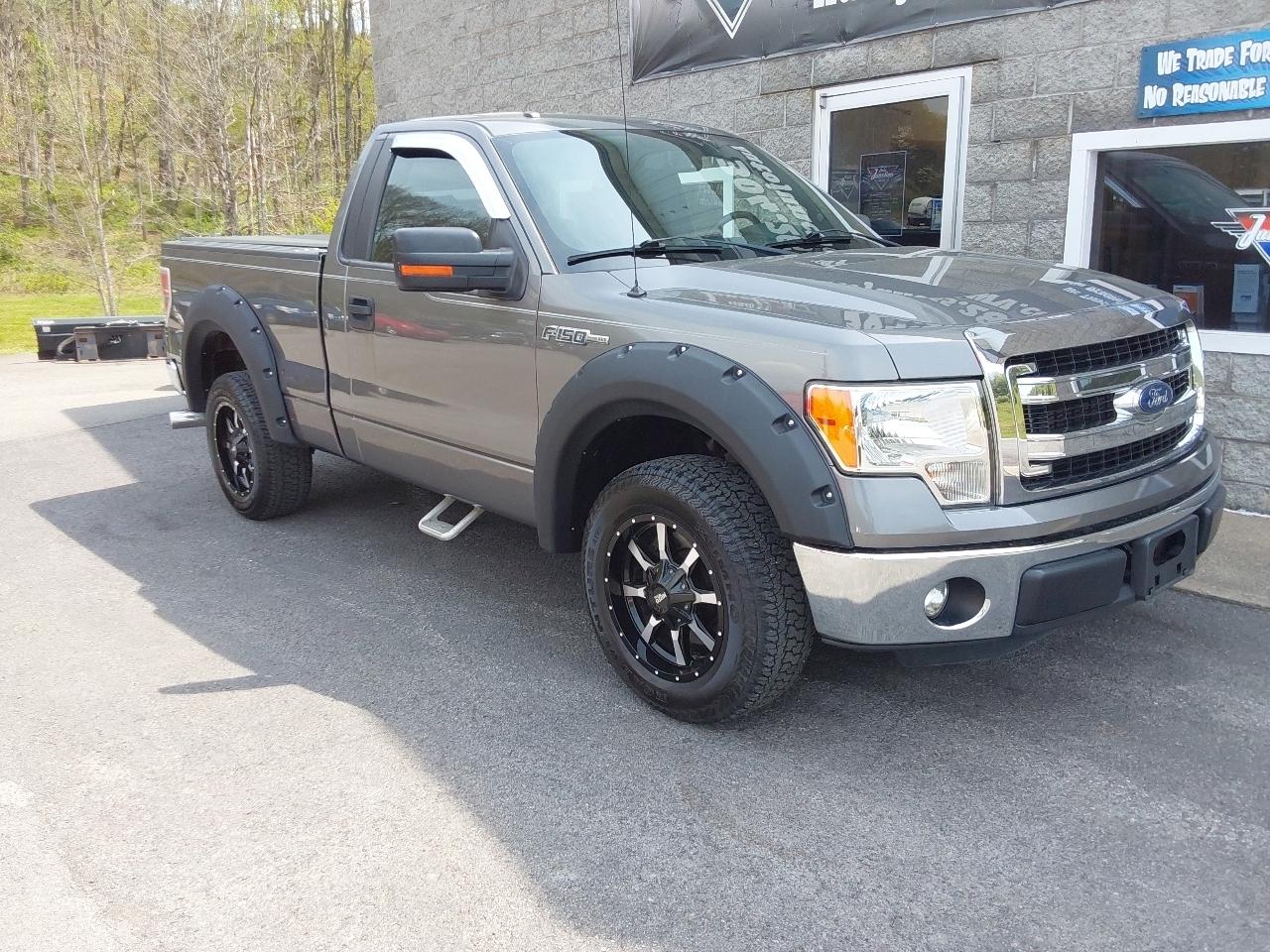 Ford F-150 2WD Reg Cab 126" XLT 2013