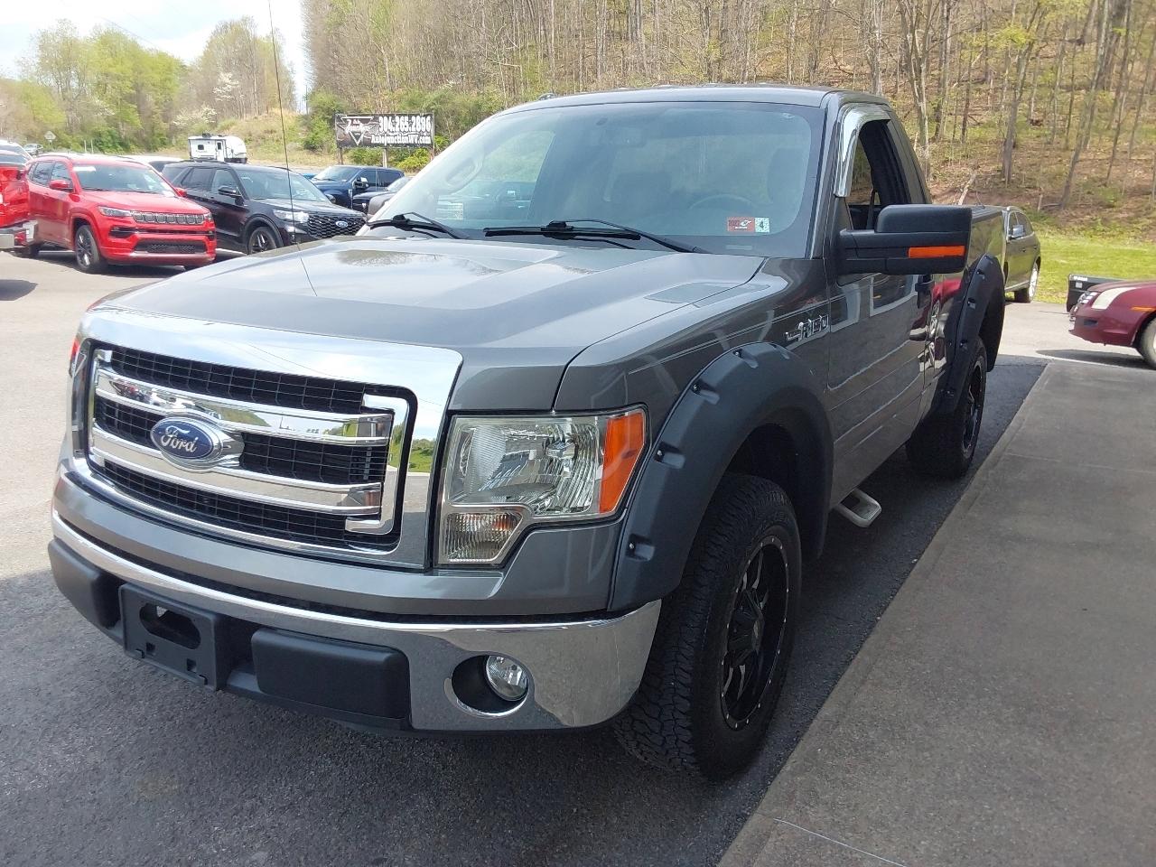 Ford F-150 2WD Reg Cab 126" XLT 2013