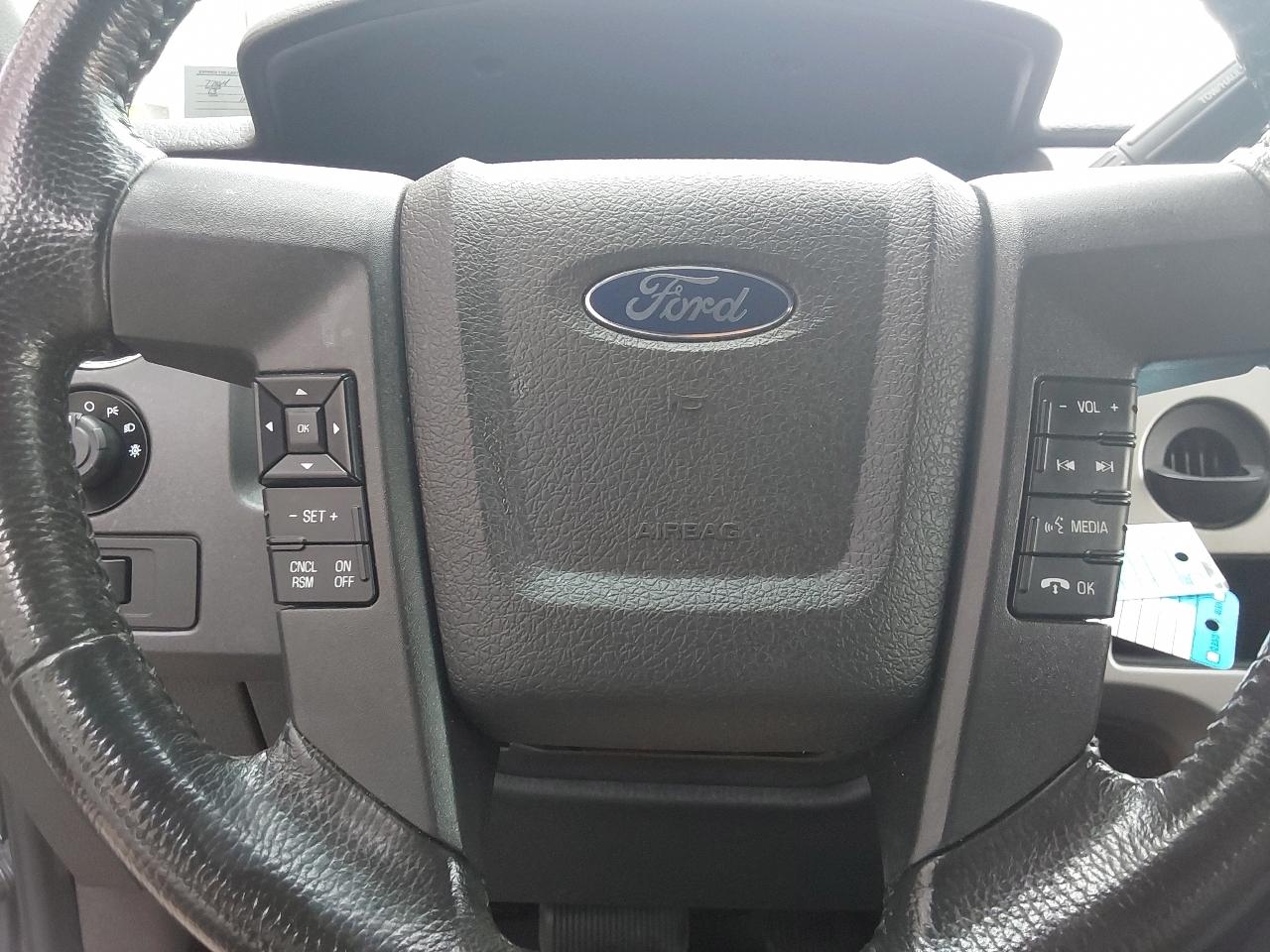 Ford F-150 2WD Reg Cab 126" XLT 2013