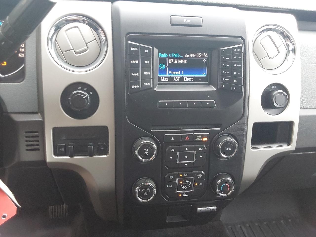 Ford F-150 4WD SuperCab 145" XLT 2014