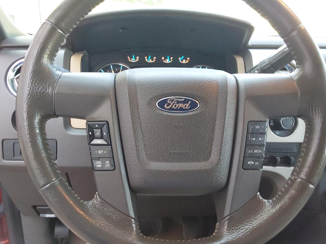 Ford F-150 4WD SuperCrew 145" XLT 2014