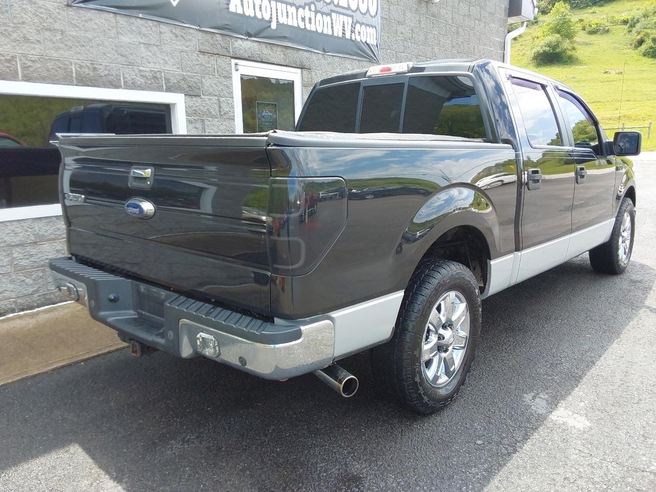 Ford F-150 4WD SuperCrew 145" XLT 2013