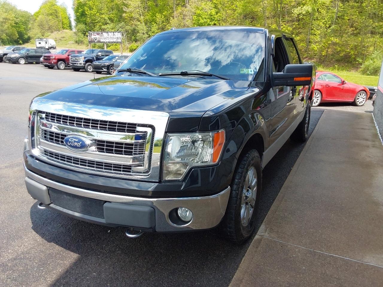 Ford F-150 4WD SuperCrew 145" XLT 2013