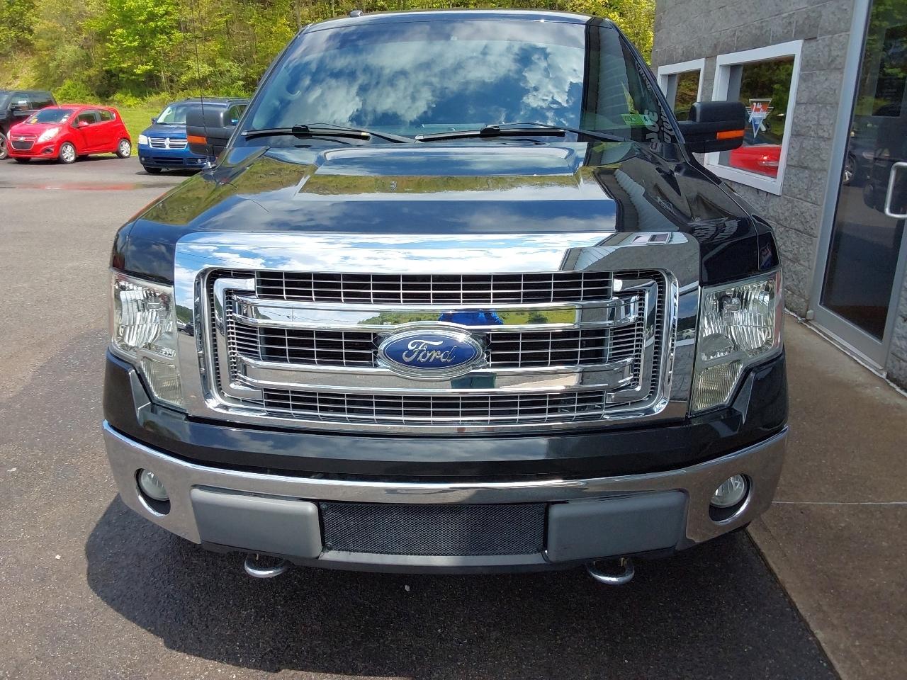 Ford F-150 4WD SuperCrew 145" XLT 2013