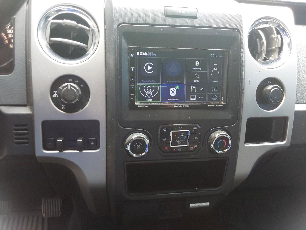 Ford F-150 4WD SuperCrew 145" XLT 2013