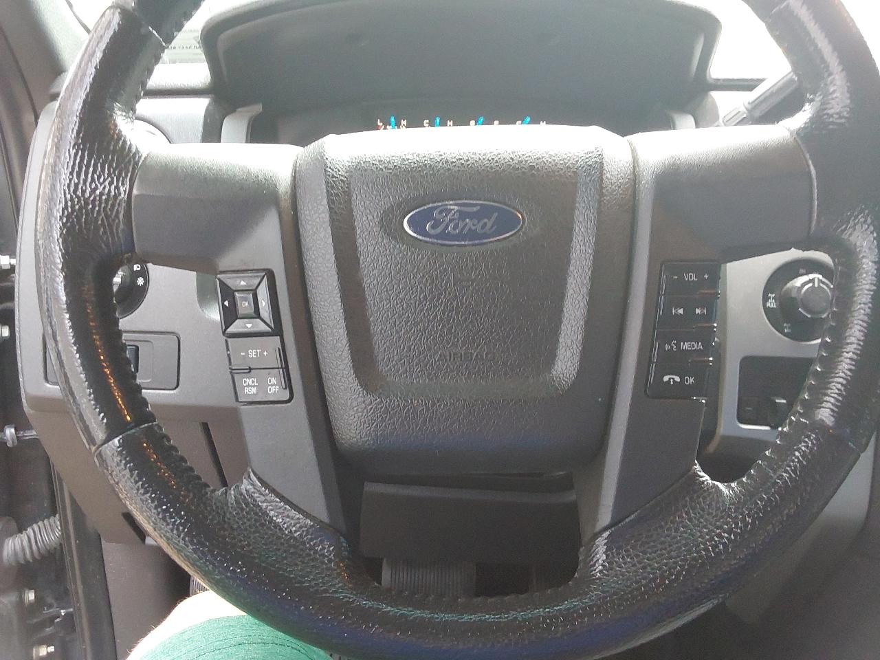 Ford F-150 4WD SuperCrew 145" XLT 2013