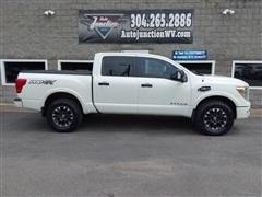 2017 Nissan Titan 