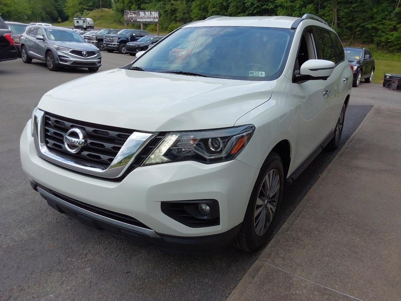 Nissan Pathfinder 4x4 SL 2019
