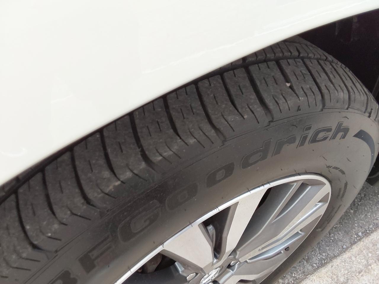 Nissan Pathfinder 4x4 SL 2019